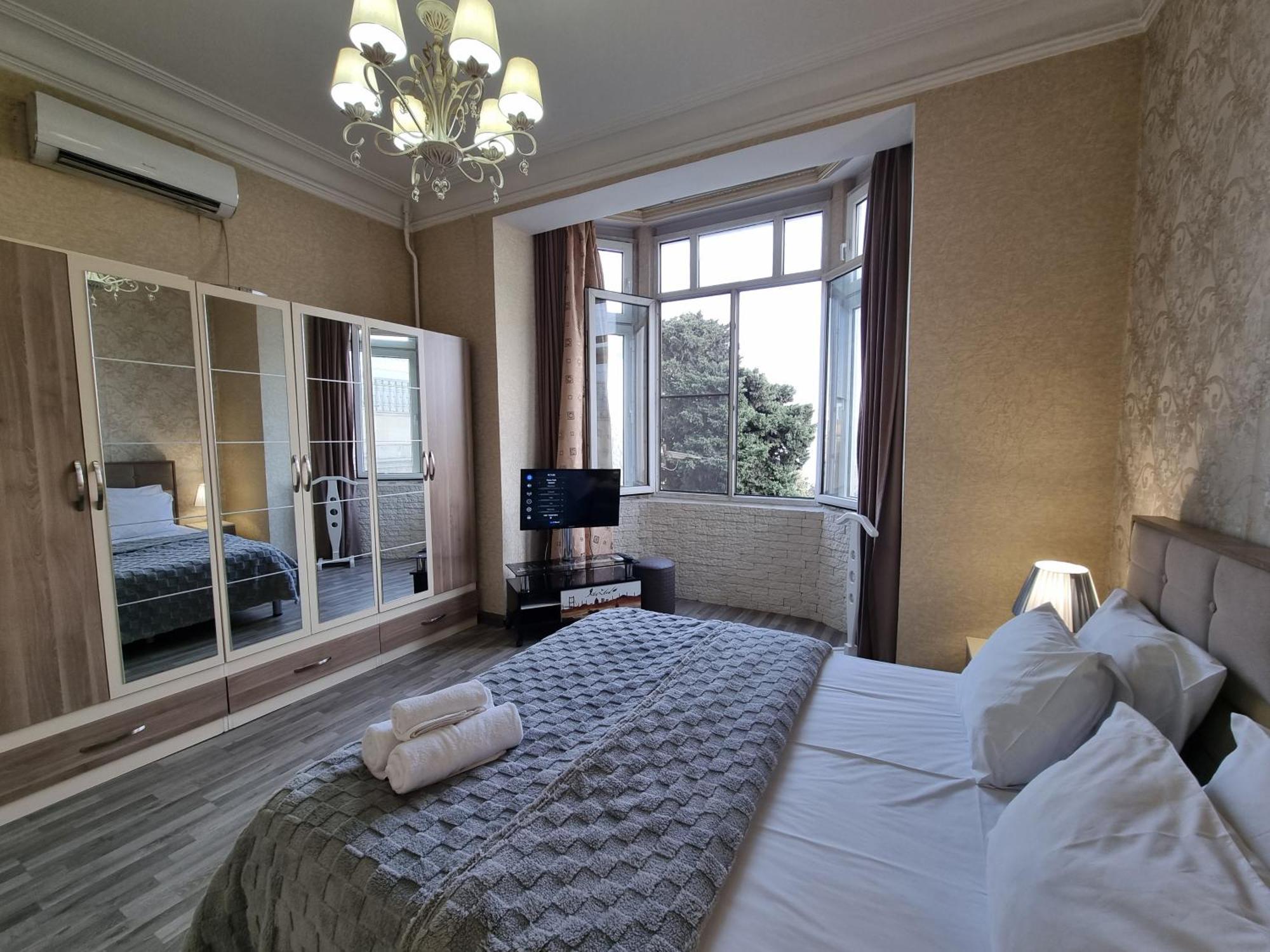 Old City Sea View Apartment Baku Exteriör bild