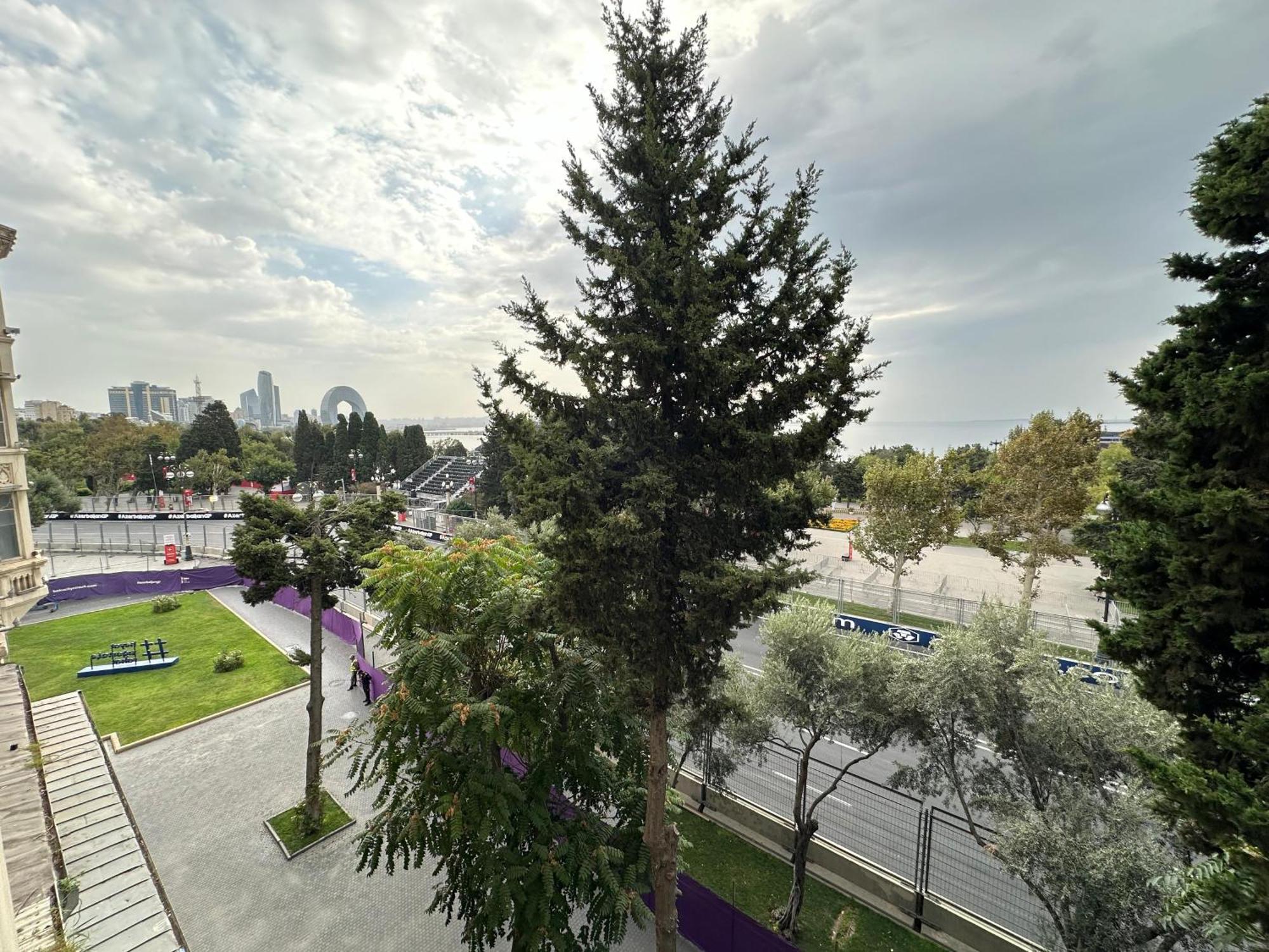 Old City Sea View Apartment Baku Exteriör bild